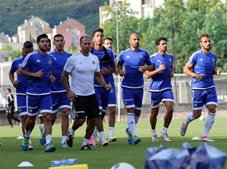 הצהובים הגיעו לסלובניה עם מקדמה משמעותית (אלן שיבר)