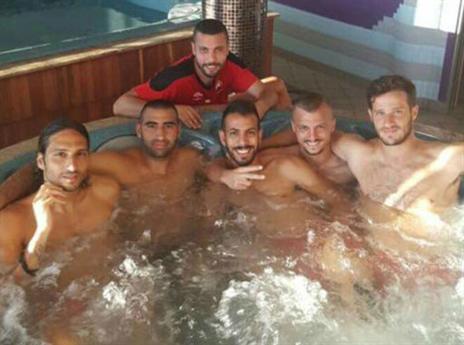 מקום ששחקנים נהנים בו (צילום מתוך פייסבוק)