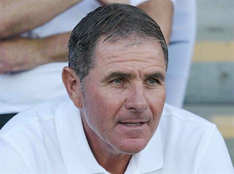 מרוצה מהקבוצה שלו. גוטמן (אלן שיבר)