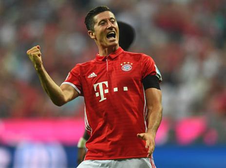 שלושער שני ברציפות לחלוץ הפולני (getty)