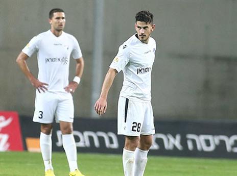 שחקן הרכש החדש. שוקרני (יוסי שקל)