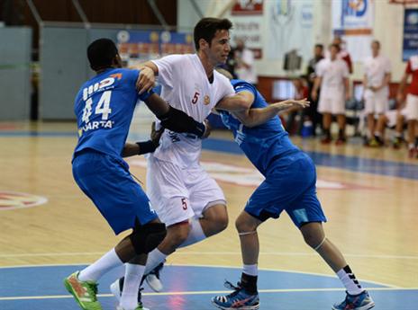 סמולר. ינהיג את קבוצתו גם בדרבי? (עמית שיסל)