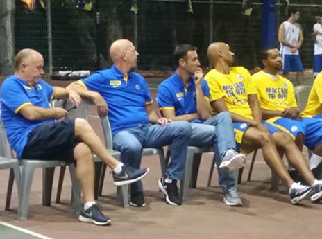 הצהובים זכו להרבה אהבה בצור משה