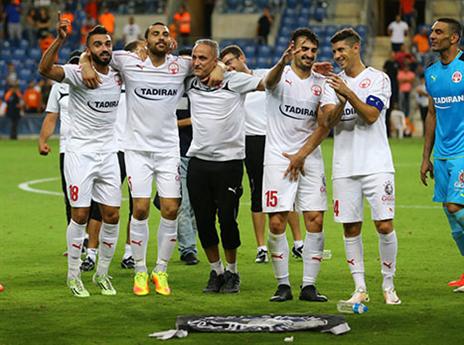 ב"ש חוגגת חזרה למסלול הנצחונות (לירון מולדובן)