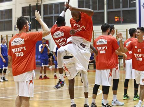 נס ציונה חוגגת (איגוד הכדורסל)