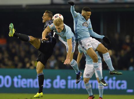 דנילו מול וואס. שער עצמי אומלל לברזילאי (Getty)