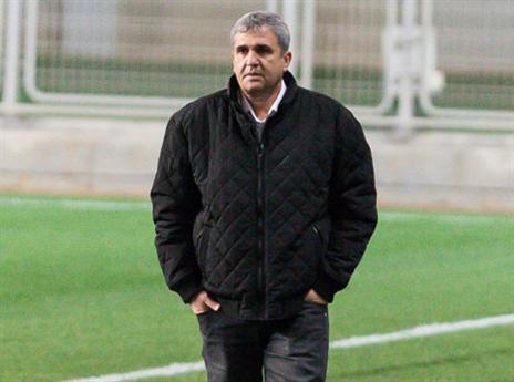 "לא יכול לשפוט אחרי משחק אחד". אלי כהן (עודד קרני)