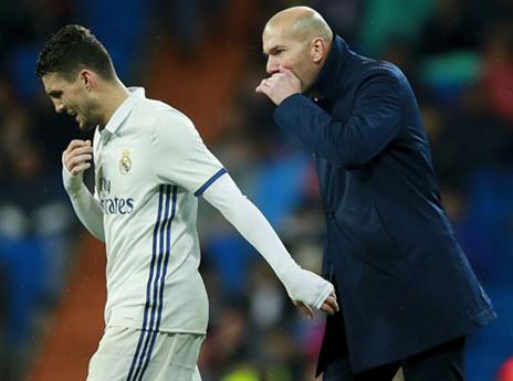 זידאן עם קובאצ'יץ'. ריאל בורחת לליגה (Getty)