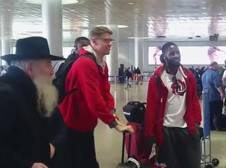 "מרוכזים רק בעצמנו"