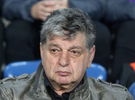 "הכדורגל השתנה לרעה" (אלן שיבר)