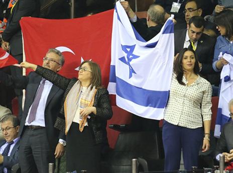 נגמרו הימים שישראל מתחבאת. רגב בגזיאנטפ (פיב"א)