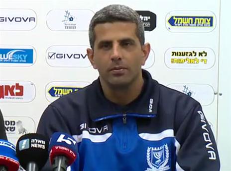 מימר. רוצה שהקהל יתרכז בעידוד