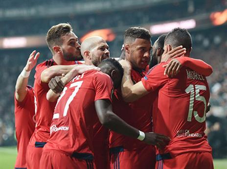 ליון פוגשת את איאקס (getty)