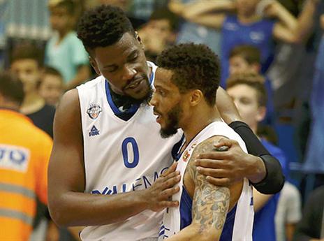 אדריאן ומעיין. הרצליה תחזור לנצח? (מנהלת)