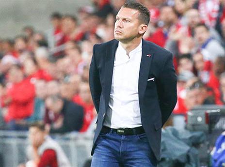 בכר. נתן את רשות הדיבור לעוזרו (דני מרון)