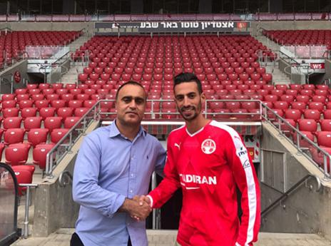 איינבינדר עם רחמים. "מתרגש לשחק בטרנר"