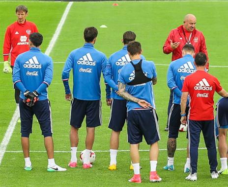 רוסיה רוצה ניצחון ראשון בקונפדרציות (getty)