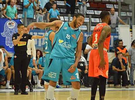 הנרי. עובר לטורקיה (מנהלת הליגה)