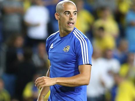 עבר תמורת 2.9 מיליון יורו