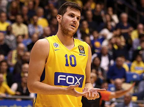 משאיר אחריו בור שצריך למלא (אלן שיבר)