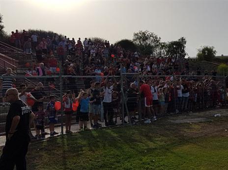 250 אוהדים הגיעו