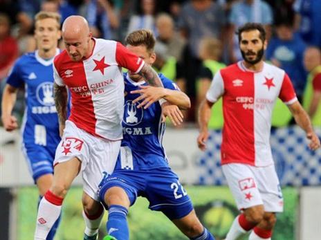 סלביה רחוקה 6 נקודות מהפסגה (האתר הרשמי של סלביה פראג)