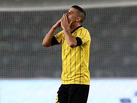 עוד תצוגה מרשימה של הקשר. עידן ורד (אלן שיבר)