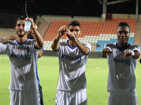 קרית שמונה בחלק העליון של הטבלה (צילום: אנצ'ו גוש)