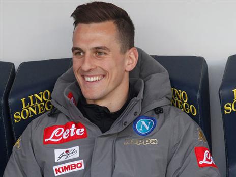 רוצים לראות אותו מחייך על הדשא, ולא על הספסל. מיליק (getty)