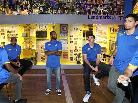 מכבי ת"א פותחת עונה (אלן שיבר)