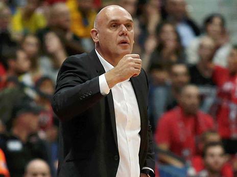 המאמן יודע איך לעצור את סאן אמטריו (צילום: אלן שיבר)