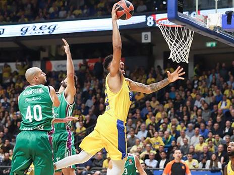 בולדן בדרך לסל. קרב צמוד ראינו בהיכל (דני מרון)