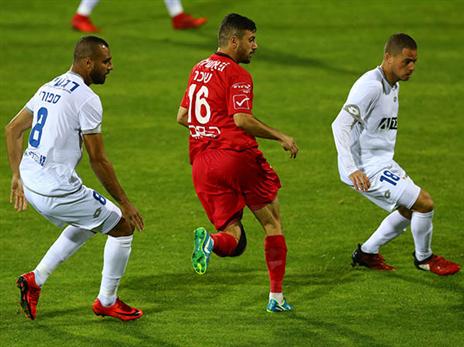 שכר: "נתרכז במה שמנחם אומר לנו" (לירון מולדובן)