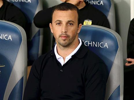 יבצע שינויים בהרכב לסכנין. בן זקן  (אלן שיבר)