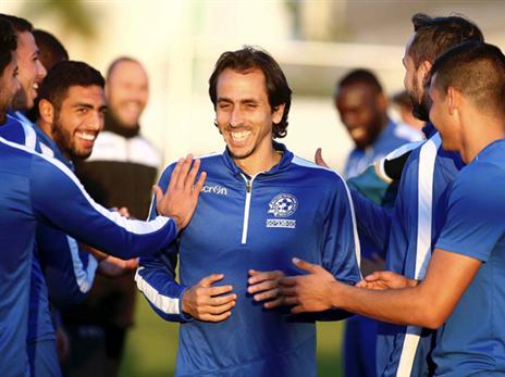 התרגשות גדולה במלאבס (אלן שיבר)