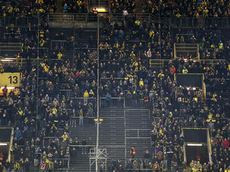 היציעים הלא מלאים בדורטמונד (getty)
