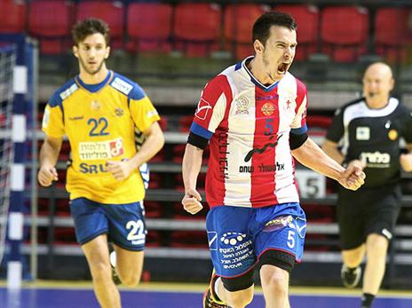 האדומים הצליחו למנוע קאמבק צהוב (אלן שיבר)