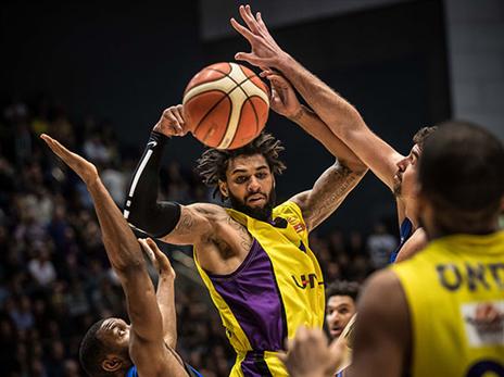 רייס. העצבים שיחקו תפקיד (מנהלת)