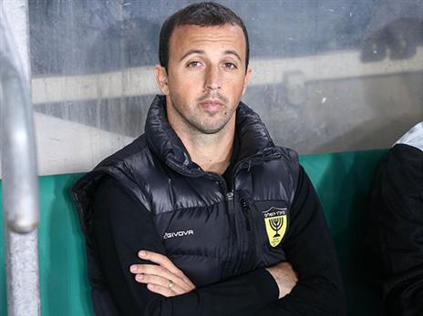 בן זקן. חושב גם על הגביע (דני מרון)