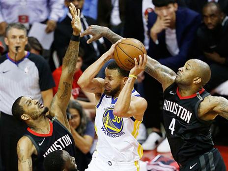 עם הרבה אופי ולא מעט מזל, הווריירס שרדו את גמר המערב (צילום: getty)