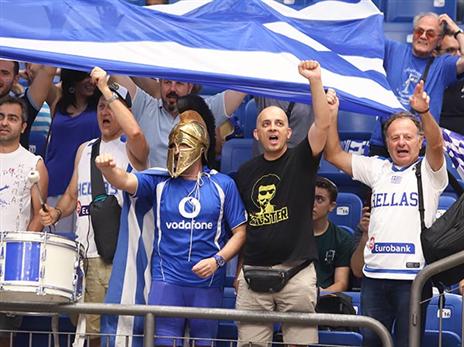 8,000 צופים הגיעו להיכל, כולל אורחים מיוון (דני מרון)