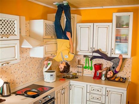 הבית ההפוך, אשליה חזותית