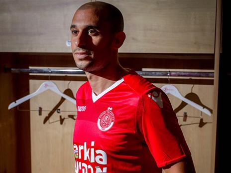 "אין שחקן שוויתר על כל כך הרבה בשביל הפועל ת"א" (האתר הרשמי של הפועל ת"א)