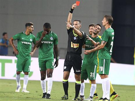 קראמר. נענש גם בתוך הקבוצה (צילום: אלן שיבר)