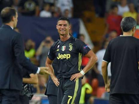 התקשה להאמין למראה האדום. רונאלדו (Getty)