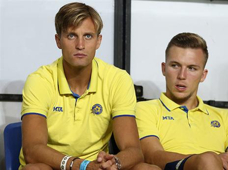 שוינפלד. יושאל? (אלן שיבר)