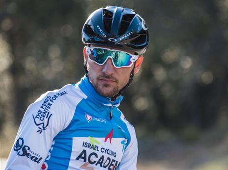 עוד עונה בכחול-לבן. שגיב (cycling academy)