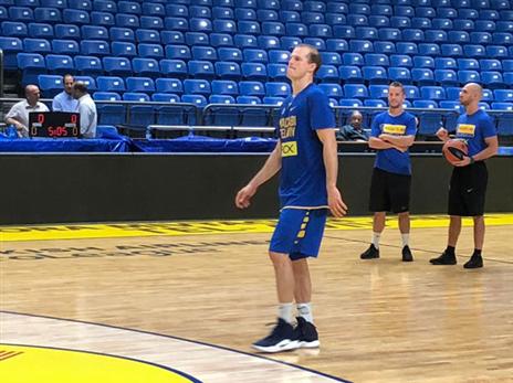 רול. כשיר לשחק