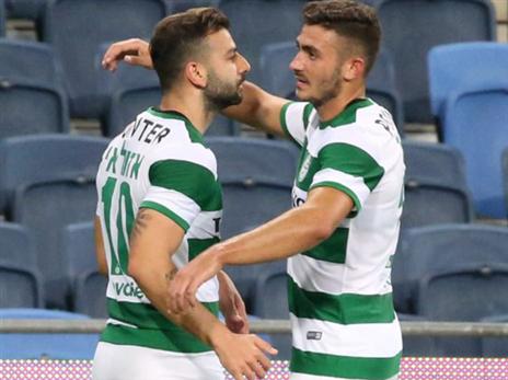 הרבה לחץ השתחרר. אזולאי חוגג (צילום: יוסי שקל)