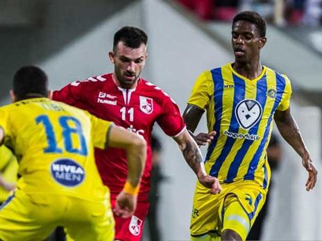 יחתום בסכנין? סטניסבלייביץ' (Nikola Krstic, Getty)